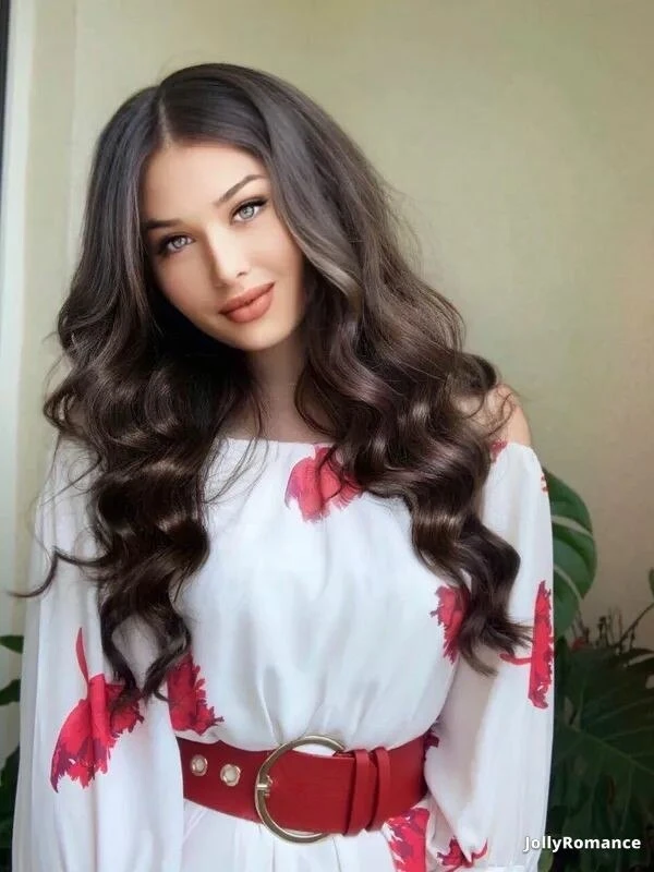 Yanina Profile image 1