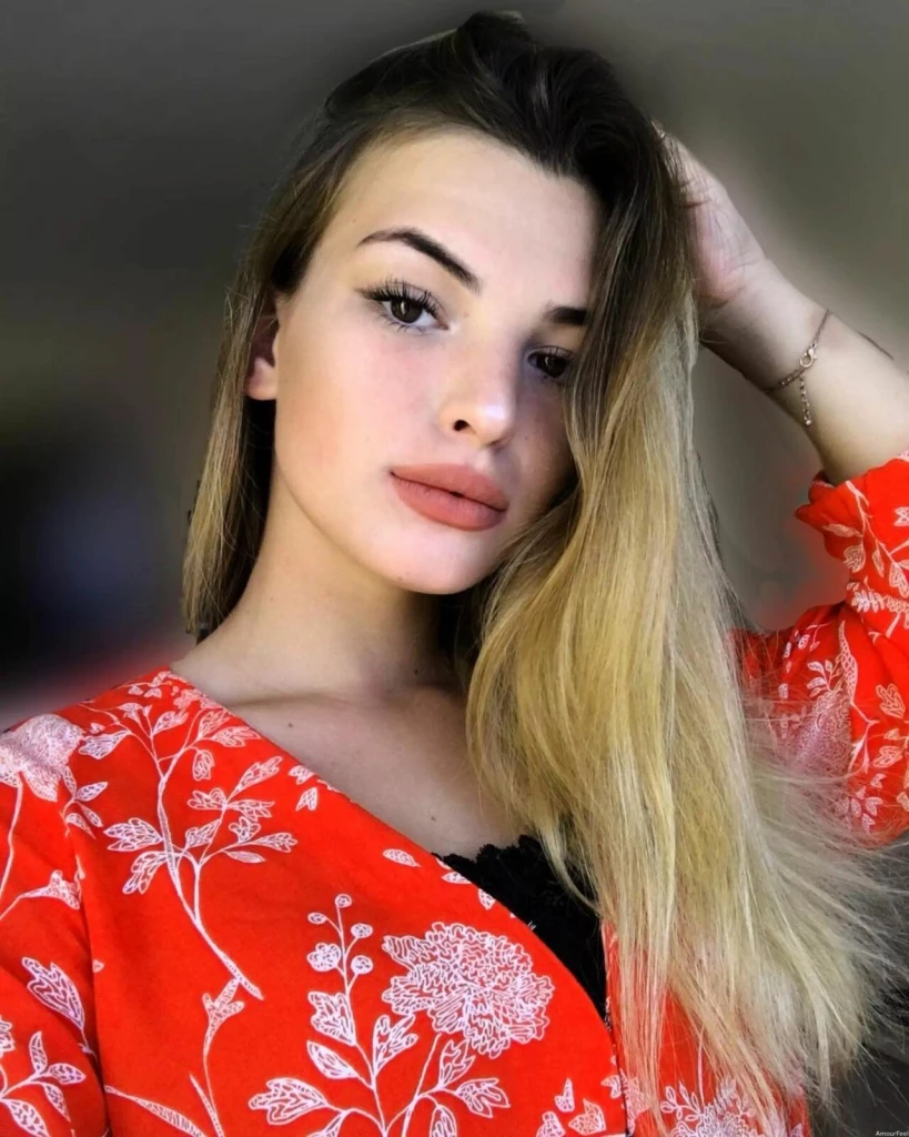 Anna Profile image 3