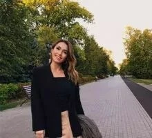 Oksana Profile image 4