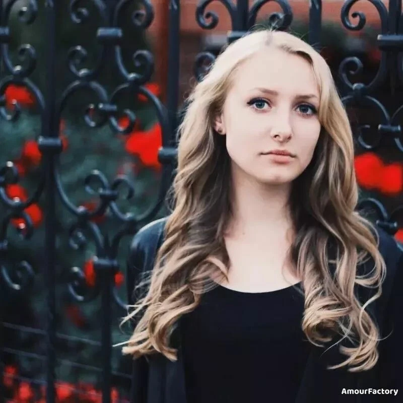 Arina Profile image 1
