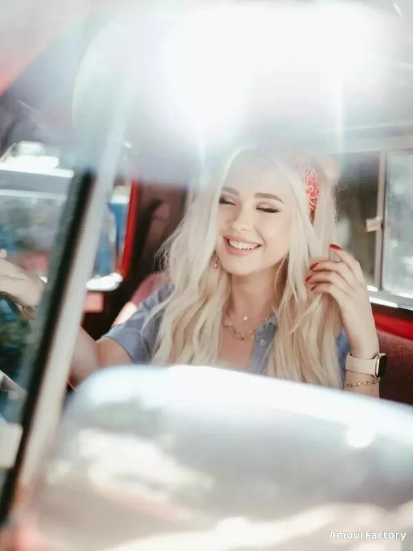 Alina Profile image 2